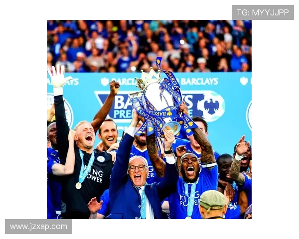 前切尔西主帅马雷斯卡现场观战莱斯特城对阵诺维奇的英冠精彩对决